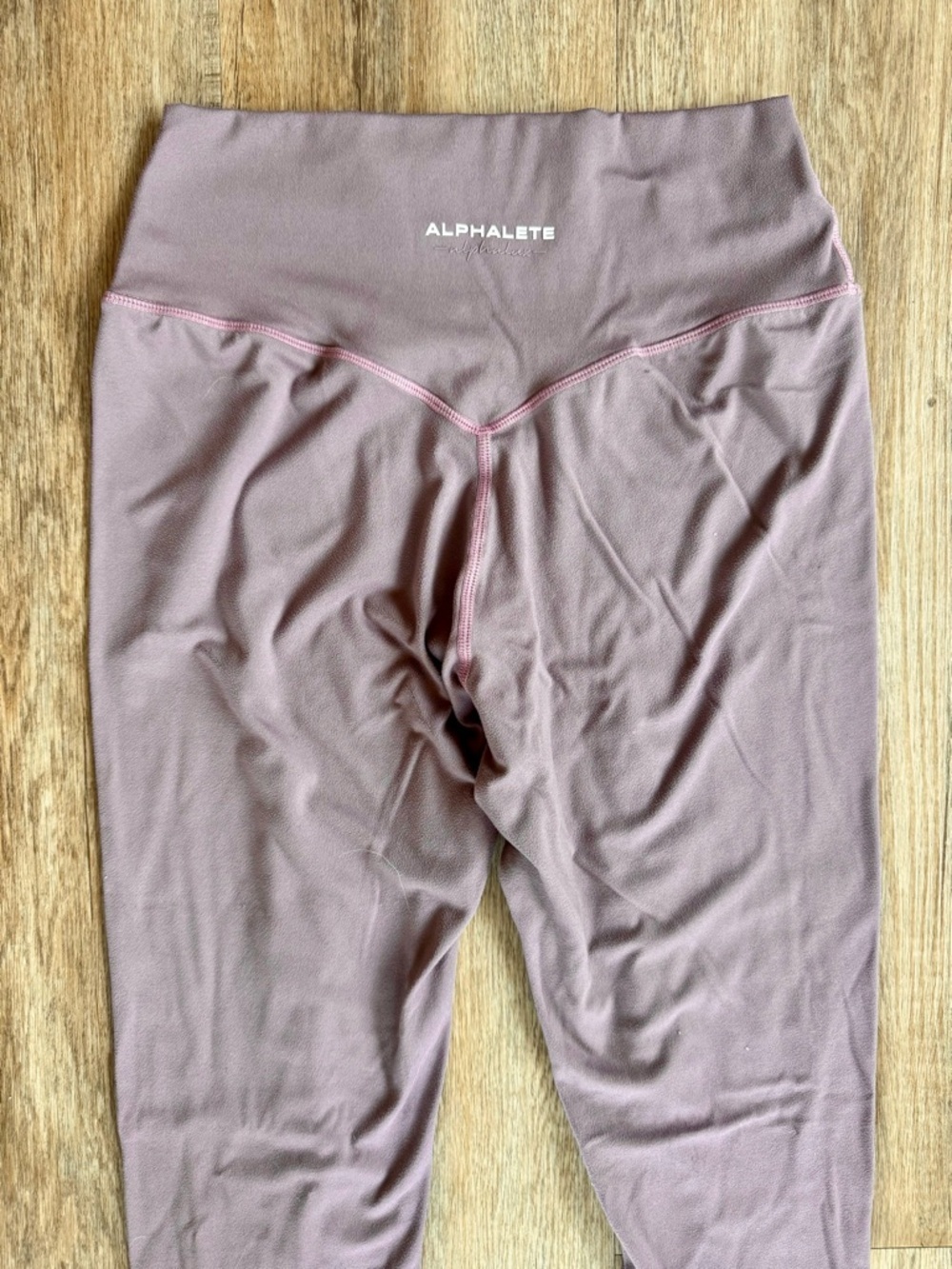 Alphalete Mauve High-Rise Leggings - Picture 4 of 4